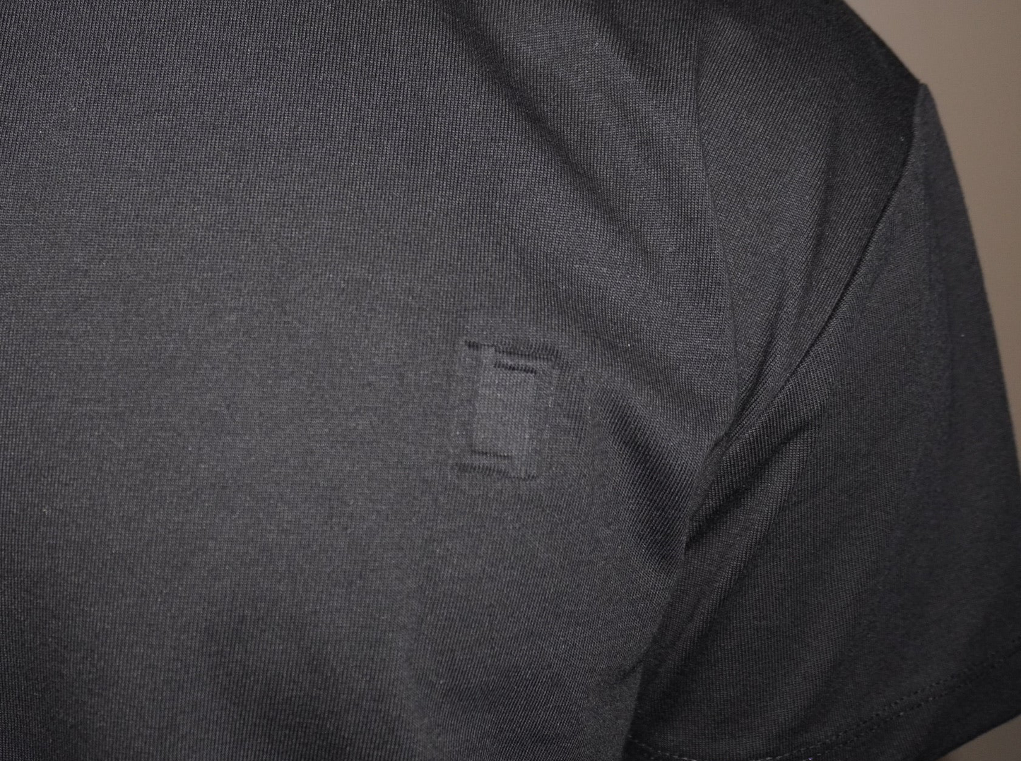 MODEL T-SHIRT