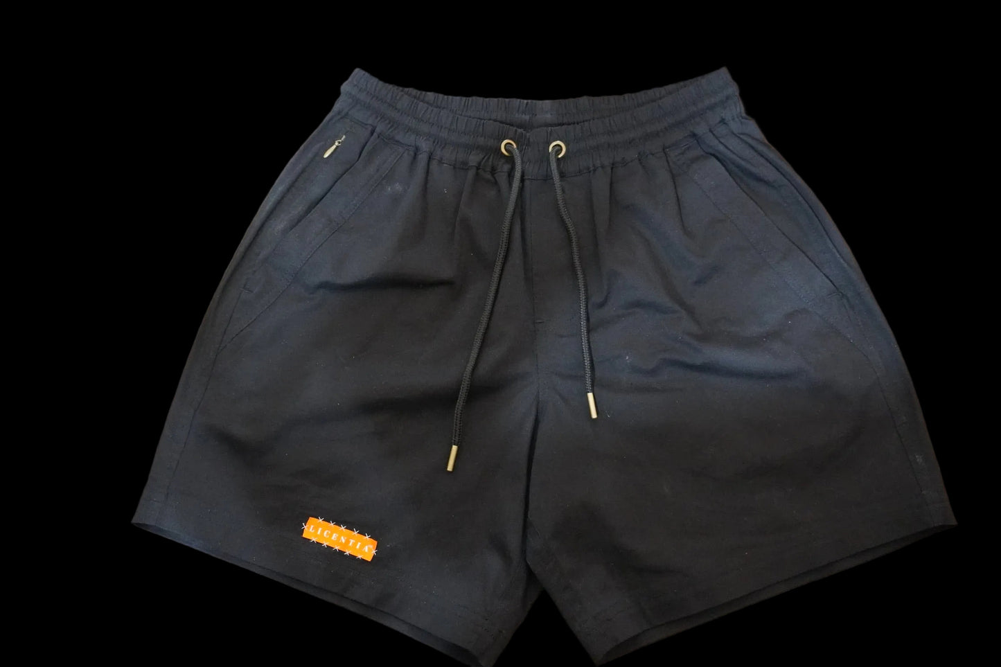 MODEL SHORTS