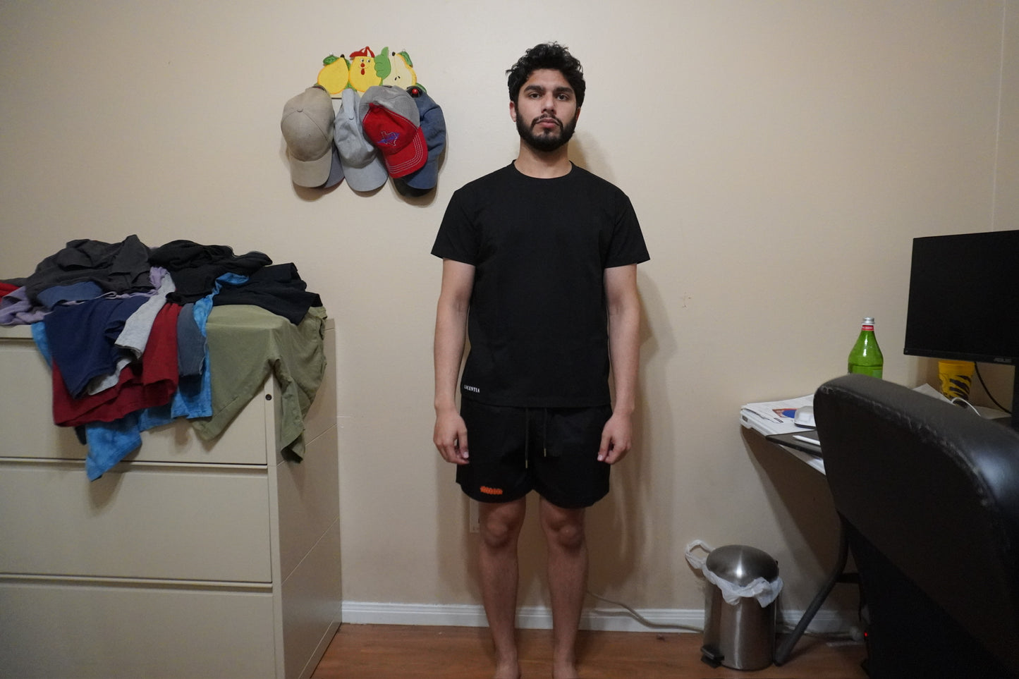 MODEL SHORTS